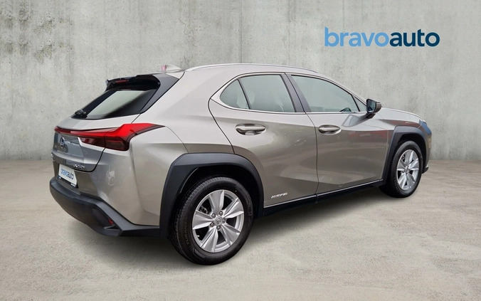 Lexus UX cena 129900 przebieg: 42457, rok produkcji 2020 z Kościerzyna małe 436